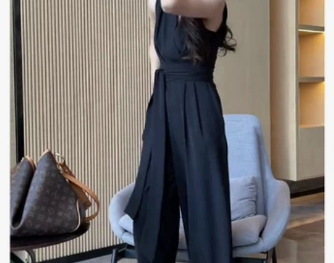 2023新款气质名媛一件式连衣裤别致高级感...