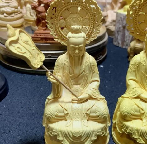 黄杨木雕太上老君家居车摆工艺品、高16公分...