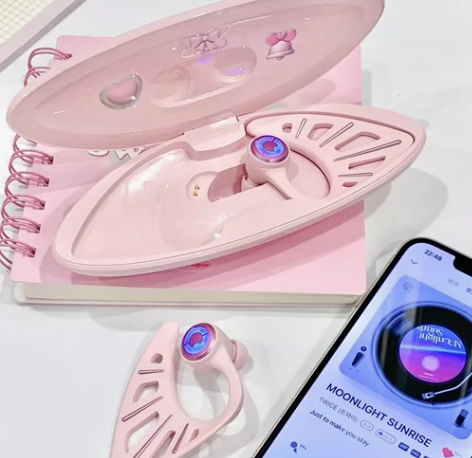 妖舞精灵耳机 99新 仅拍图用 下单送贴纸...