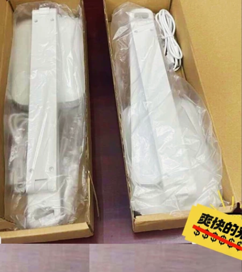 台灯买多了，55一台买的，现9.8元包邮处...