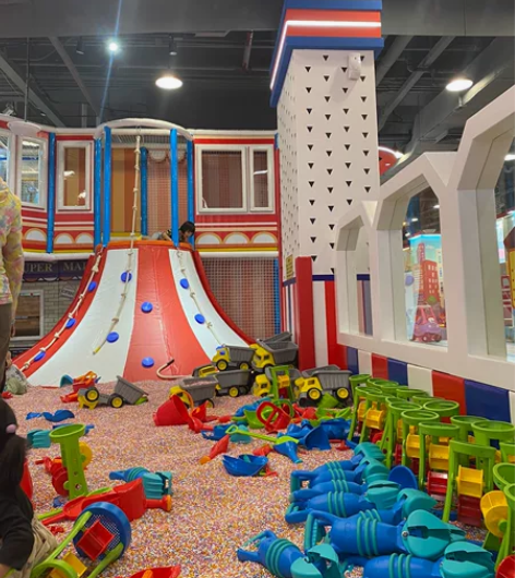 play grow游戏童年，保利广场三楼新...