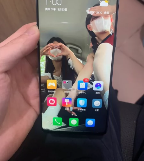 自用双面屏努比亚x  98新，骁龙845处...