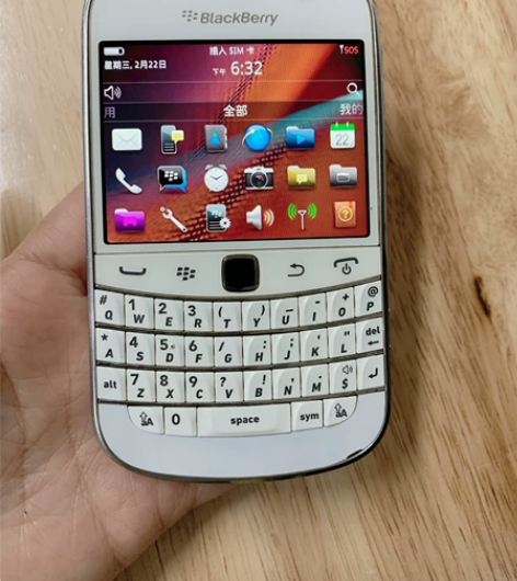黑莓二手手机学生戒网瘾手机9900 ， 九...