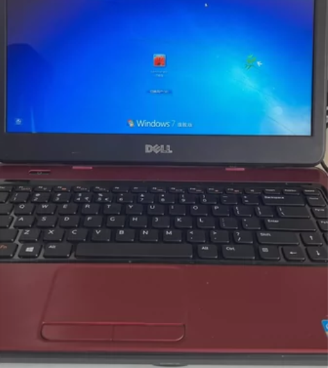 戴尔笔记本，i5cpu，4g内存，gt62...