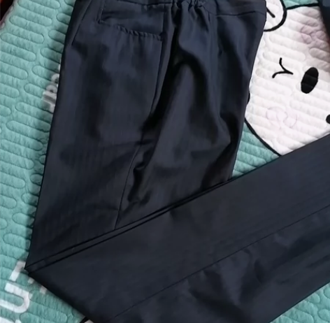 全新银行工作服裤子2条，包邮100元 感兴...