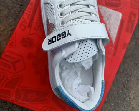 特价品牌鞋29码板鞋、 感兴趣的话点“我想...