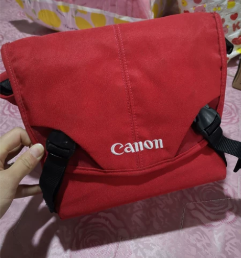 佳能相机包 单肩包斜挎包  挺新的，喜欢的...