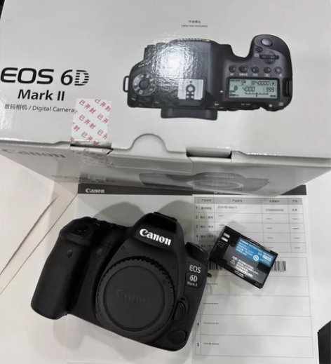 佳能6D二代 机身 如图 有原厂电池 背带...