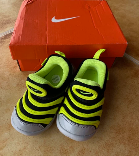 耐克毛毛虫正品宝宝鞋7码 适合脚长13厘米...