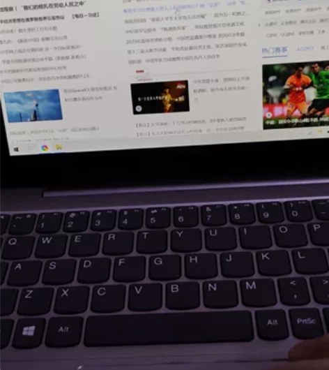 联想电脑，既是平板也是笔记本，触摸屏，平板...