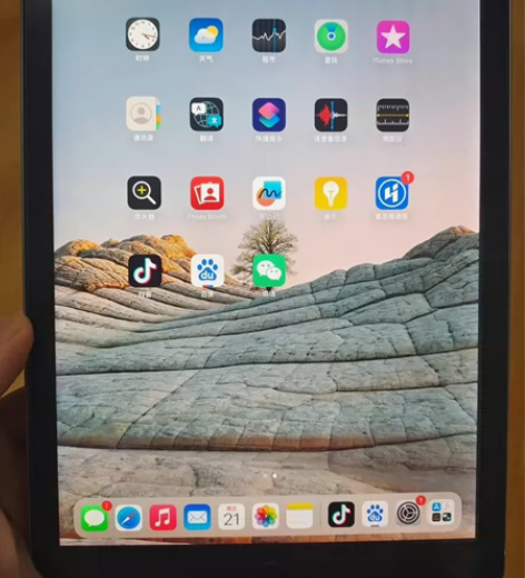 ipad2019 128g 自用 9新以上...