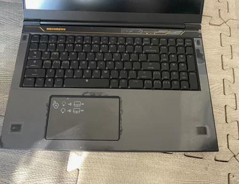 ?京东自营入，机械革命蛟龙7X 17.3英...