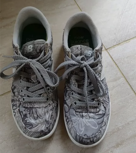 新百伦的鞋子，36码的，50包邮出 感兴趣...