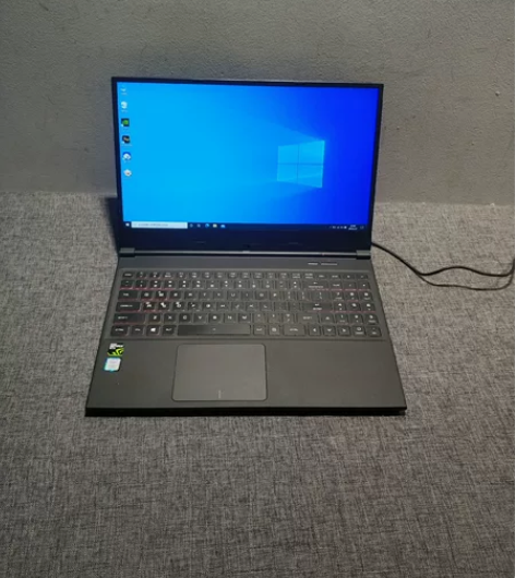 神舟战神z7-kp7gz 8代i7 875...