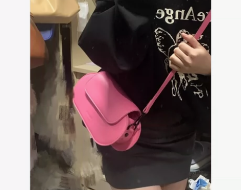 小众复古手机包韩版百搭手提包洋气质感玫红色...