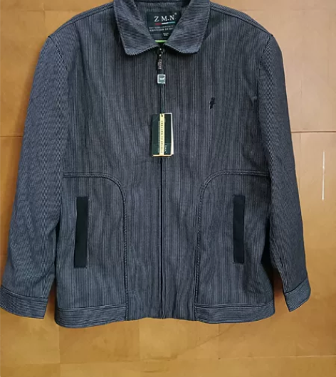 法国Z.M.N啄木鸟集团男士休闲夹克衫四件...