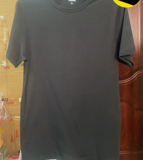 真维斯品牌    男款纯色短袖T恤 吊牌在...