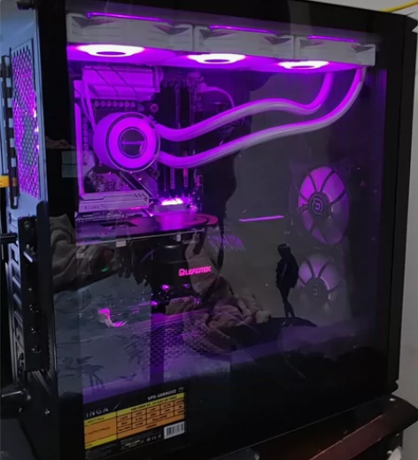 出台式电脑（外星人显示器+gpw鼠标+森海...