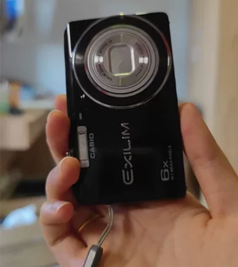 出卡西欧zs20 ccd 功能正常成色很新...