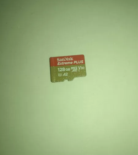闪迪128g内存卡，u3，a2.写90左右...