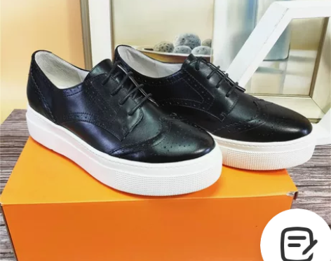 啄木鸟全新真皮纯皮头层牛皮布洛克雕花松糕鞋...