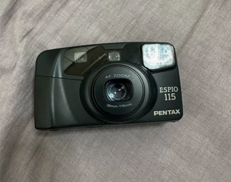 宾得胶卷相机 115 成色很好 但是一直有...