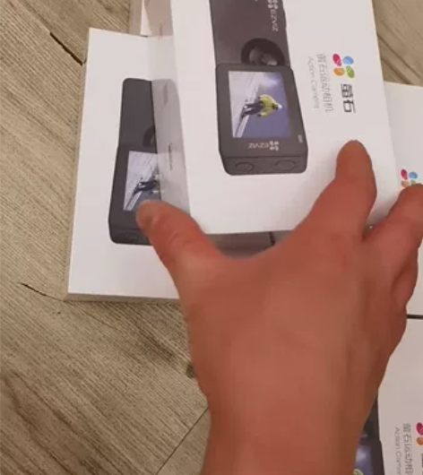 运动相机。送128G闪迪两张全新未拆封存储...