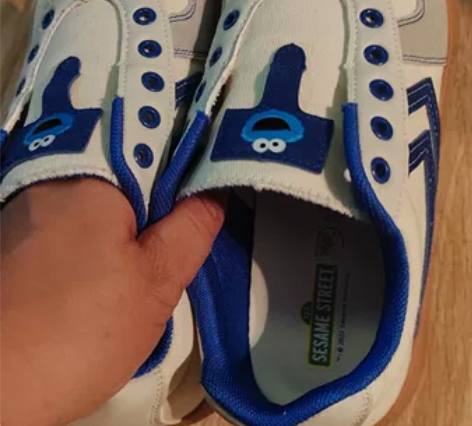 飞跃芝麻街联名款，回力运动帆布鞋 就穿一次，