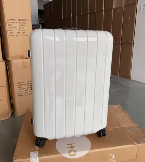 ito拉杆箱密码锁旅行箱男女24寸拉链款向...