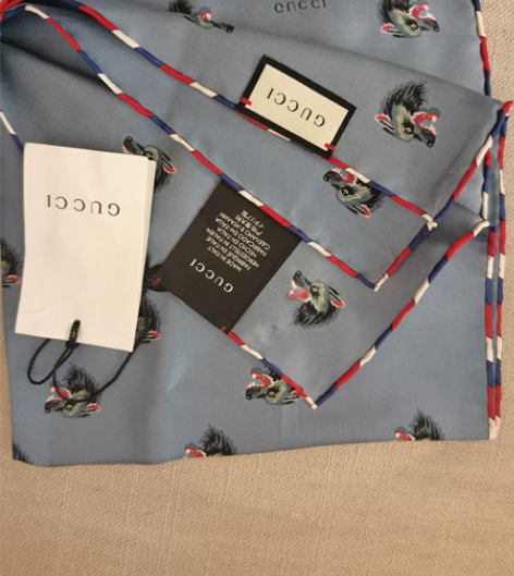 520大放送，guuci全新带吊牌口袋巾，...