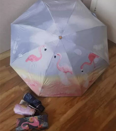 我只是一个卖雨伞的人，不等天晴，只盼来人 ...