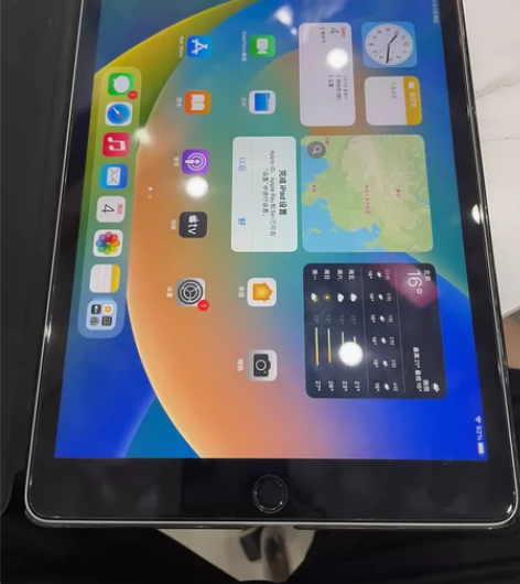 毕业出台iPad 9 国行64G，成色很新...