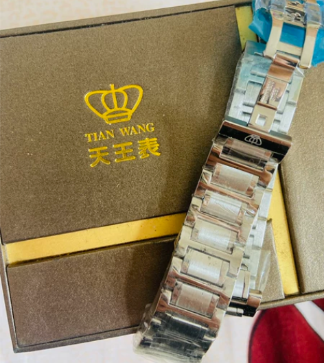 天王手表，原配手表钢链，闲置出售，低价转让...