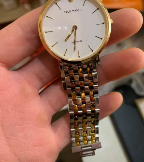 天王男士超薄石英机芯腕表 感兴趣的话点“我...