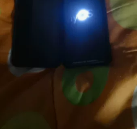 华为mate rs 6+256 外屏裂，后...