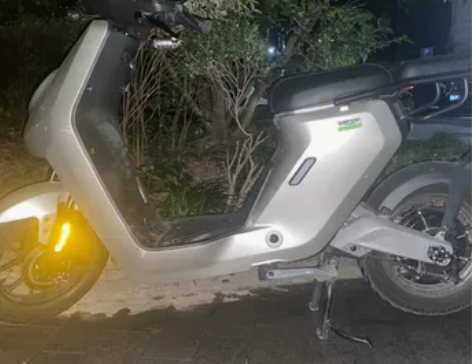 小牛电动车MQi2都市版 ， 搬家完很少用...