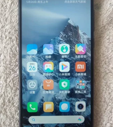 小米cc9e手机,6g+64g大运行,高通...