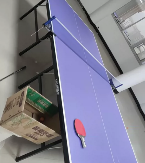 健伦乒乓球桌，几乎全新，需要的过来拉。 感...