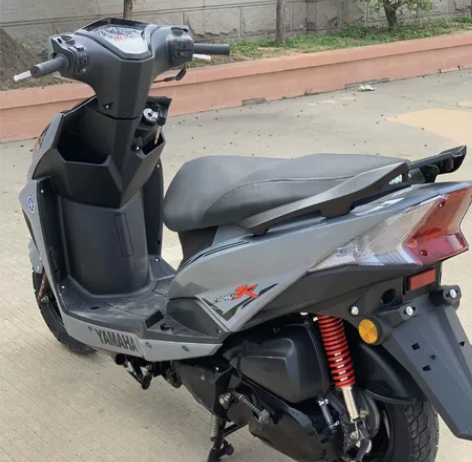 二手摩托车雅马哈尚领125cc 车况9成新...