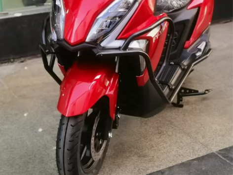 全新飞鹰踏板车，液晶屏，带尾箱，保险杠。 ...