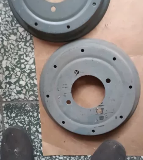 早期银钢三轮分体车圈，库存老货 感兴趣的话...