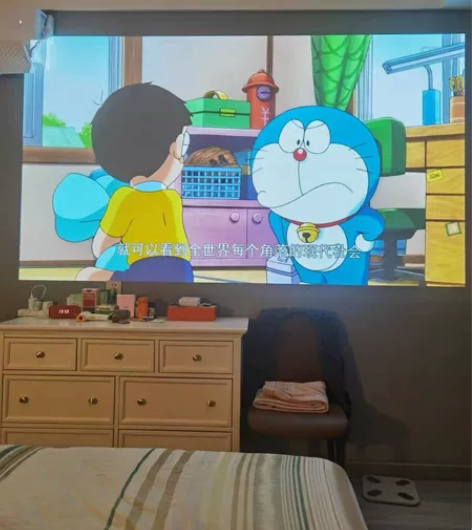 实体店不开了、剩下几十台全新没拆封高清投影...