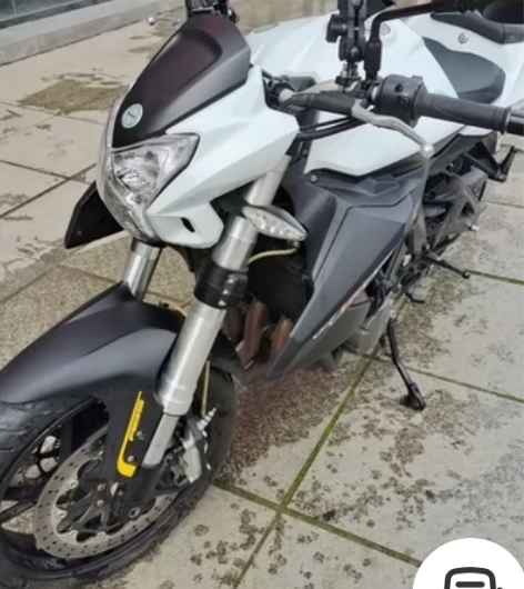 贝纳利黄龙600四缸摩托车出让。发动要精修...