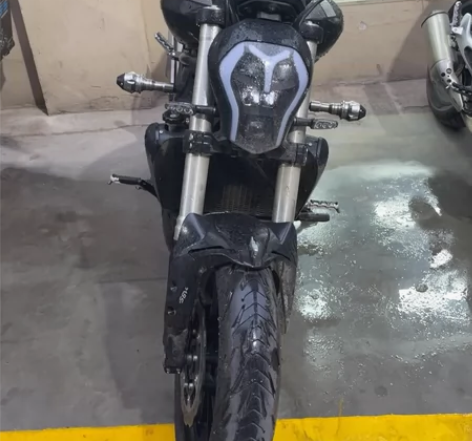 贝娜利502c，20年车高配版。5000公...