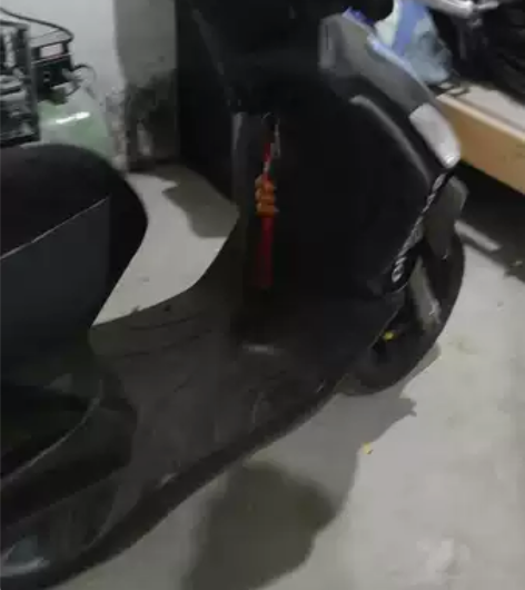 比亚乔摩托车灯亮表走，全车没破损，没手续，...