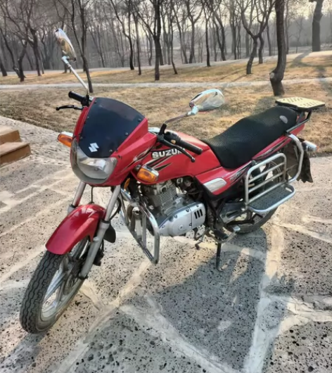 2018年6月铃木钻豹，黑L牌，有大本，手...