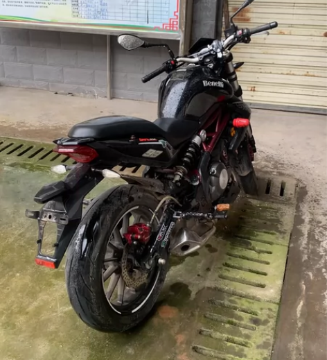 16黄龙300欧版 车况板正 手续齐全 感...