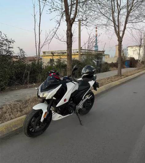 摩瑞400 双杠400cc电喷  车况精品...