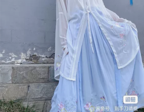 青衣初见汉服 桃花蝶 三件套 有吊牌 3米...