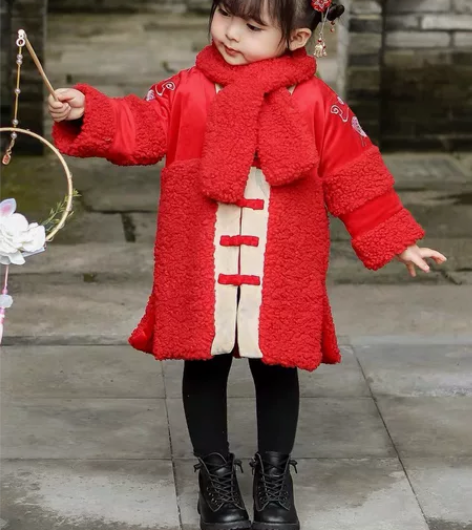过年红色拜年服儿童汉服古装外套，送围脖 厚...